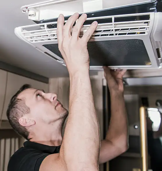  Professional Licensed And Insured Cleaners in Laurel, MS